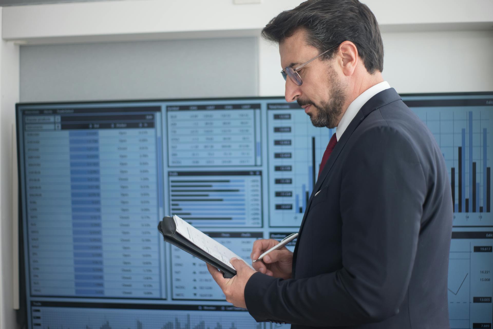 The True Power of Dashboards and Data Analytics: Beyond Reporting to Strategic Decision-Making